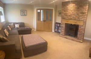 Lounge- click for photo gallery